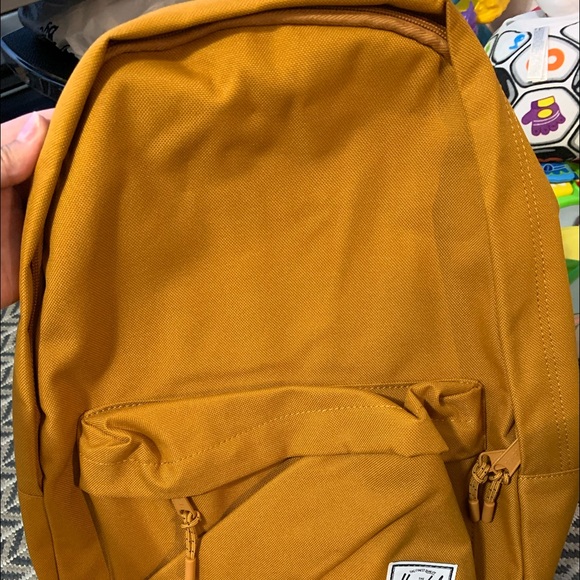 ❤️Herschel Backpack❤️ - Picture 2 of 2
